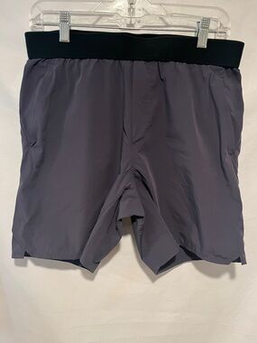 Ten Thousand Technical Shorts Size Large